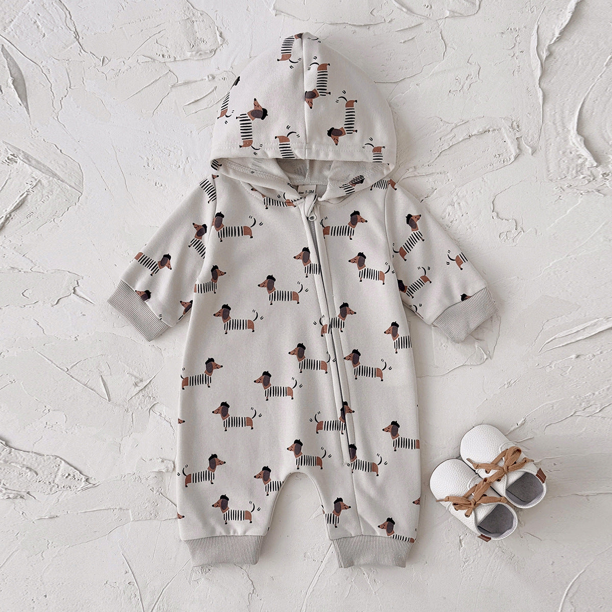 Long sleeved jumpsuit with sausage and dog print zipper style climbing suit